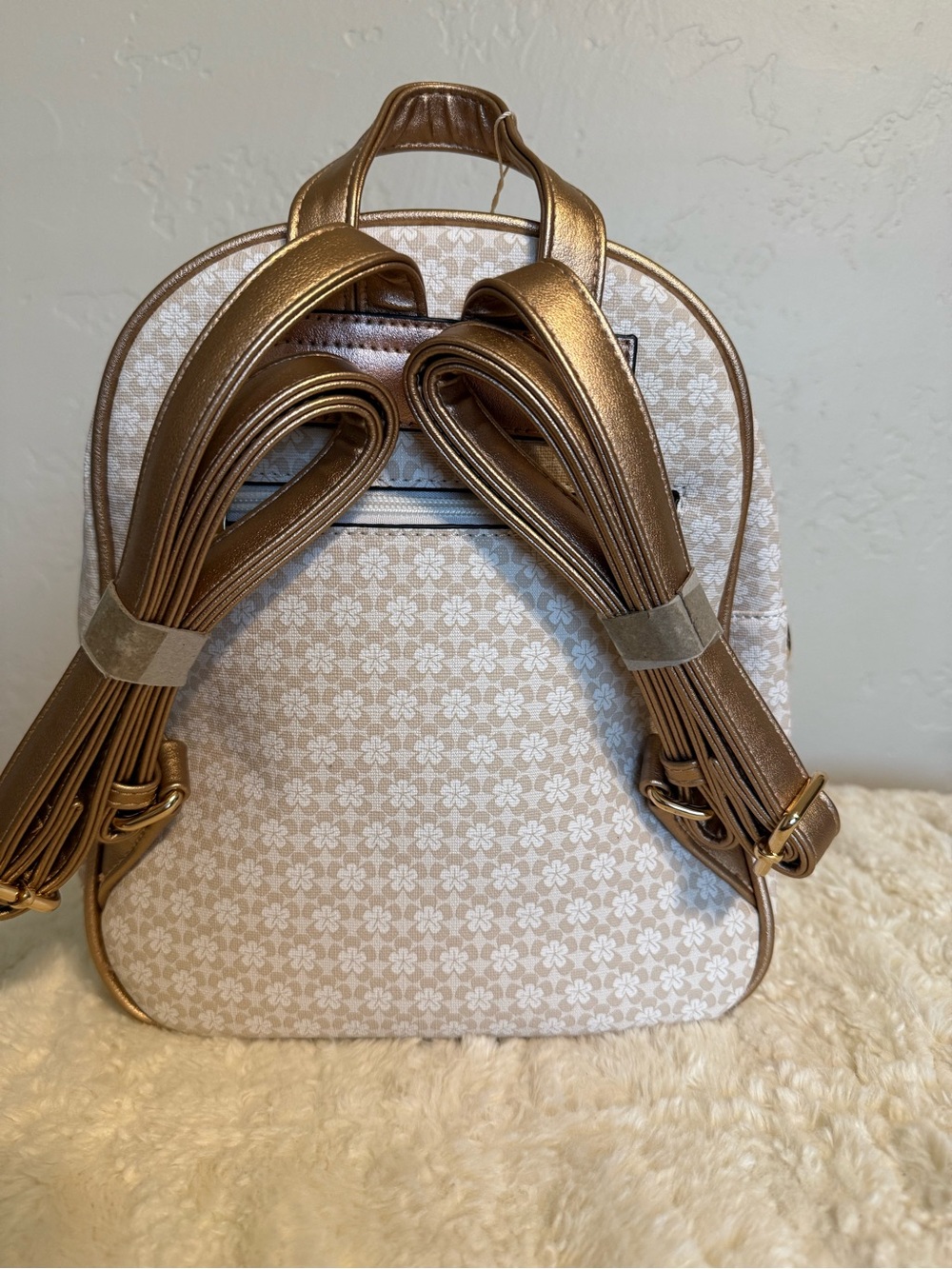 Floral Heart Mini Backpack - Picture 5 of 13